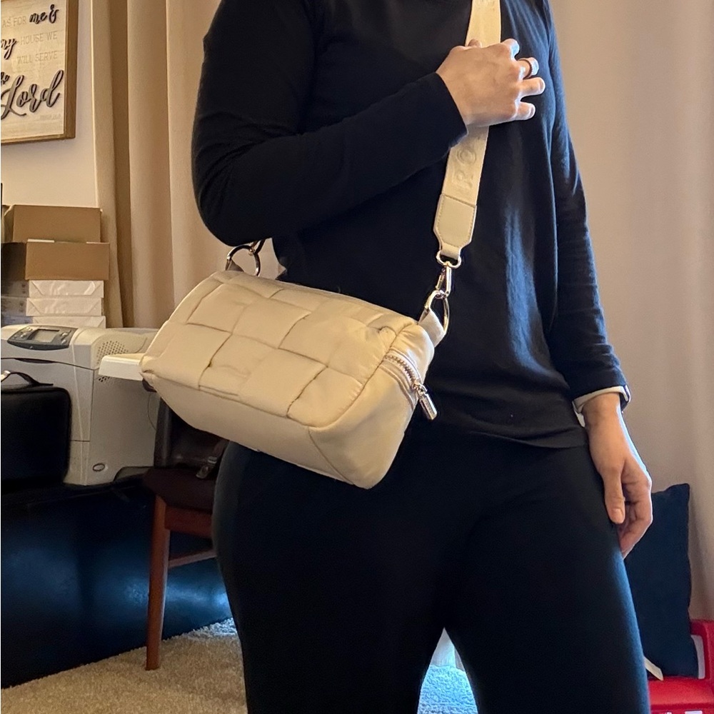 Rotunda Espe Crossbody Bag - Cream - Picture 10 of 10